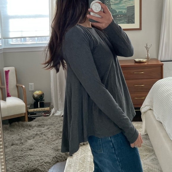 Lululemon Acadia Gray High Low Long Sleeve Top - Picture 4 of 13
